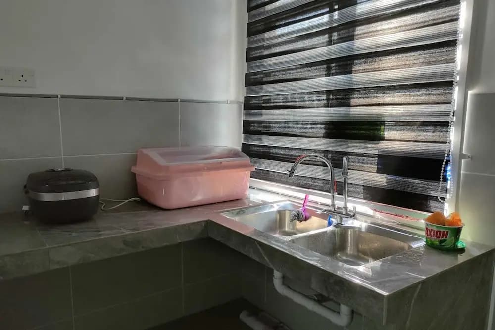 OYO Homes 90611 Homestay D'emas - photo 14