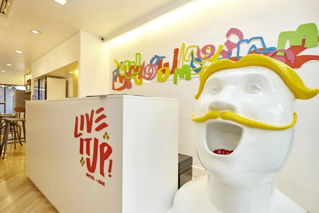 LiveitUp Asok Hostel - photo 14