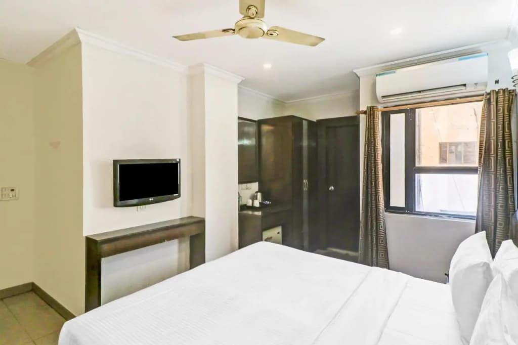 Hotel La Sapphire - photo 41