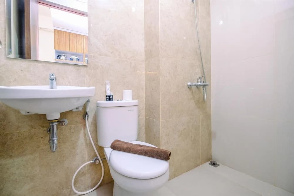 Modern And Comfy Studio At Transpark Cibubur Apartment - photo 19