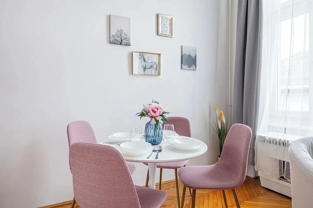 Urban Charm Studio - photo 2