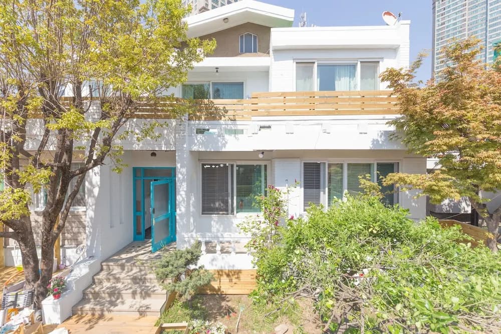 Therapy House - photo 3