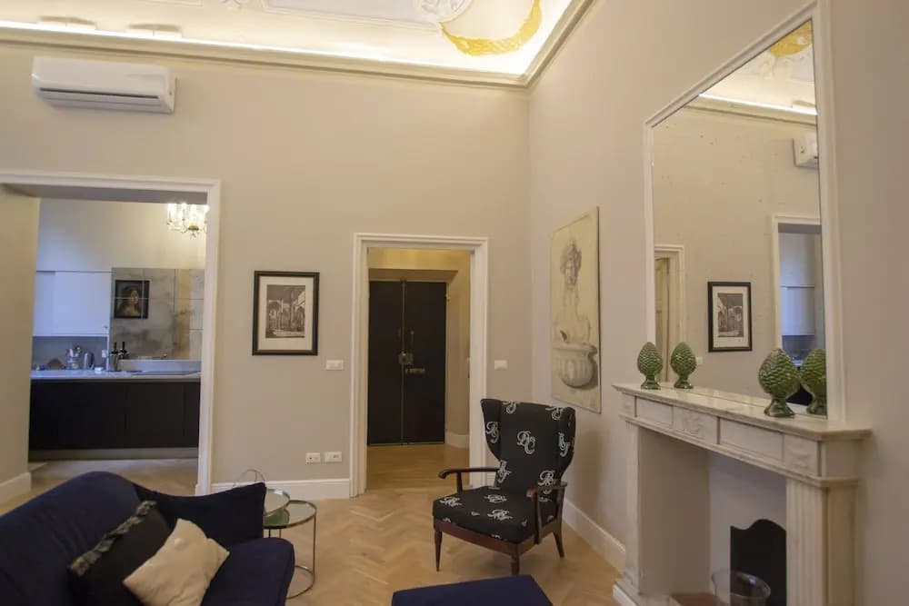 Flora Historical Luxury House - photo 11