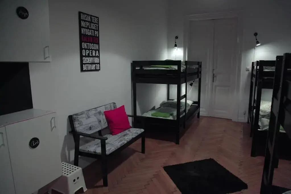 Hipster Hostel - photo 21