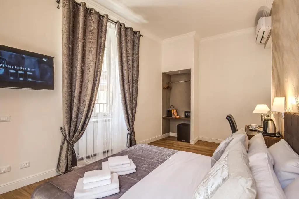 River Luxury Suites - photo 2
