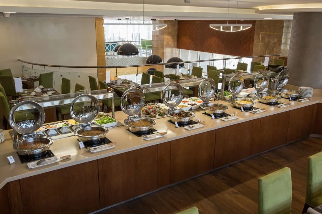The Avenue Hotel - photo 32