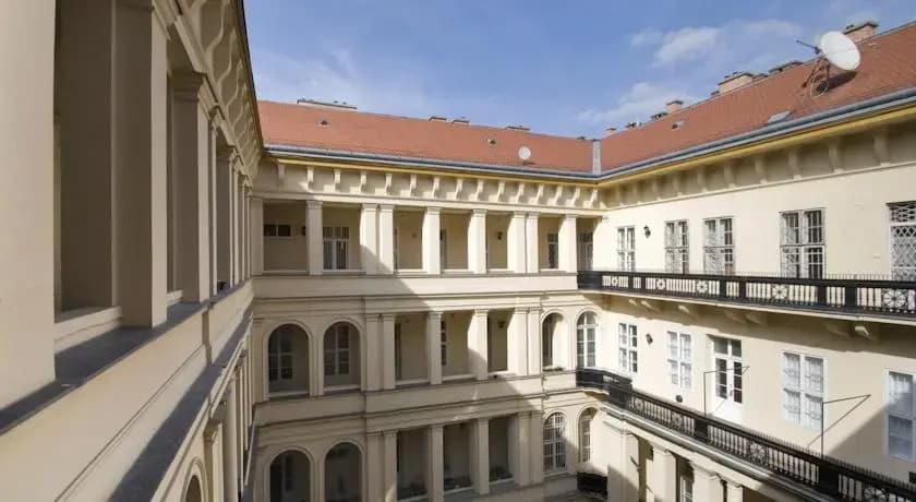 NN Apartman Budapest - photo 1