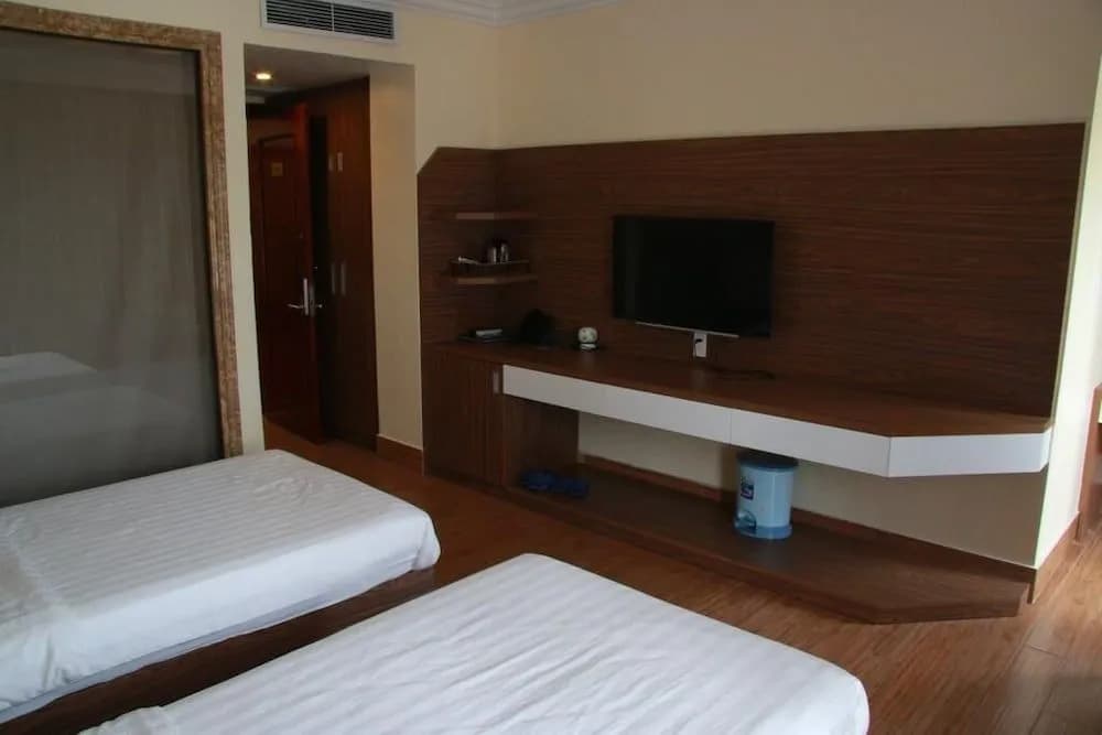 Thanh Long Hotel - photo 6