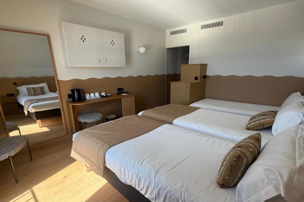 Hotel Berne Opera - photo 45