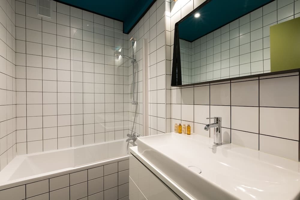 Bois de Boulogne Retreat - photo 9