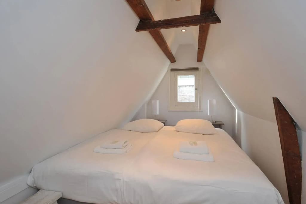 Angels Canal House - photo 1