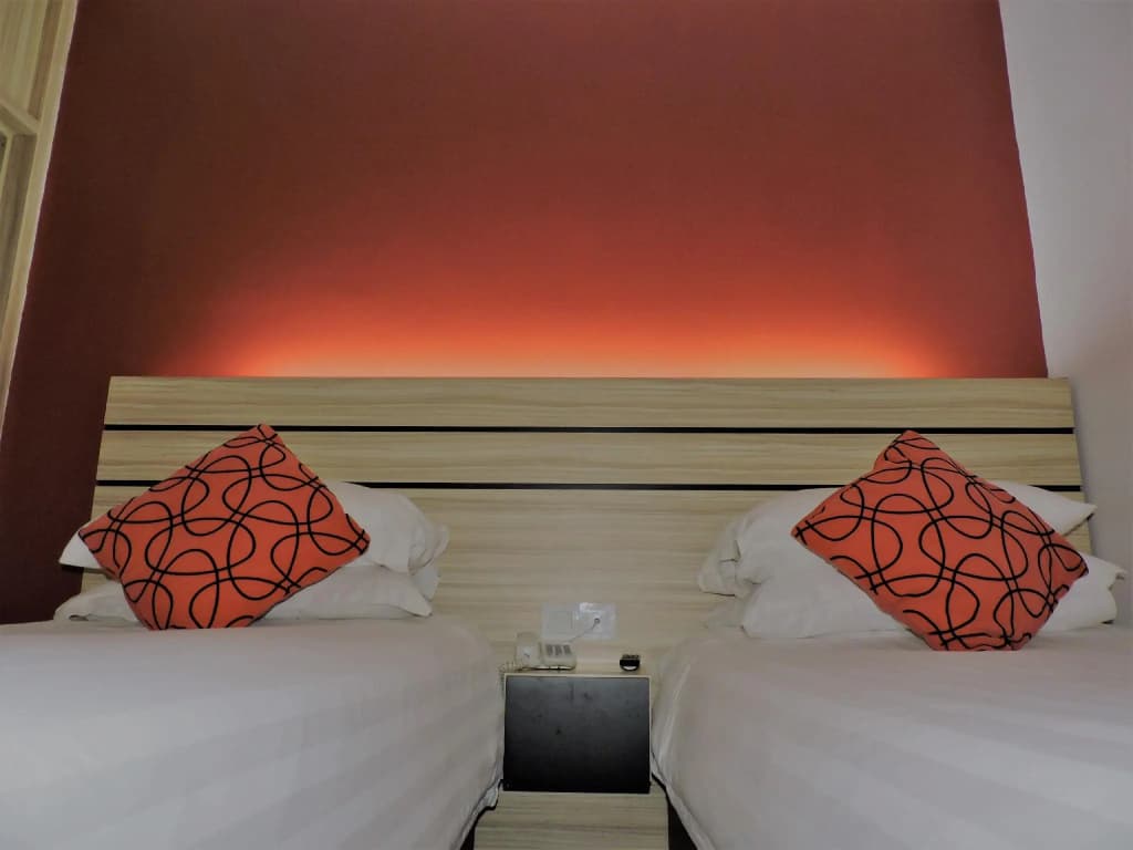 The Blanket Hotel - photo 3