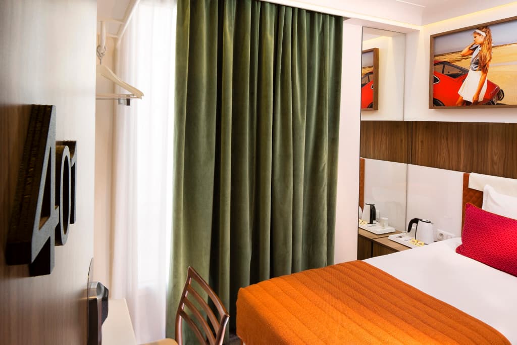 Eiffel Turenne Hotel - photo 25