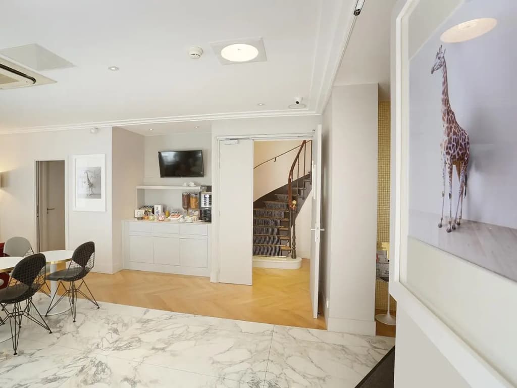 Nouvel Hotel Eiffel - photo 11