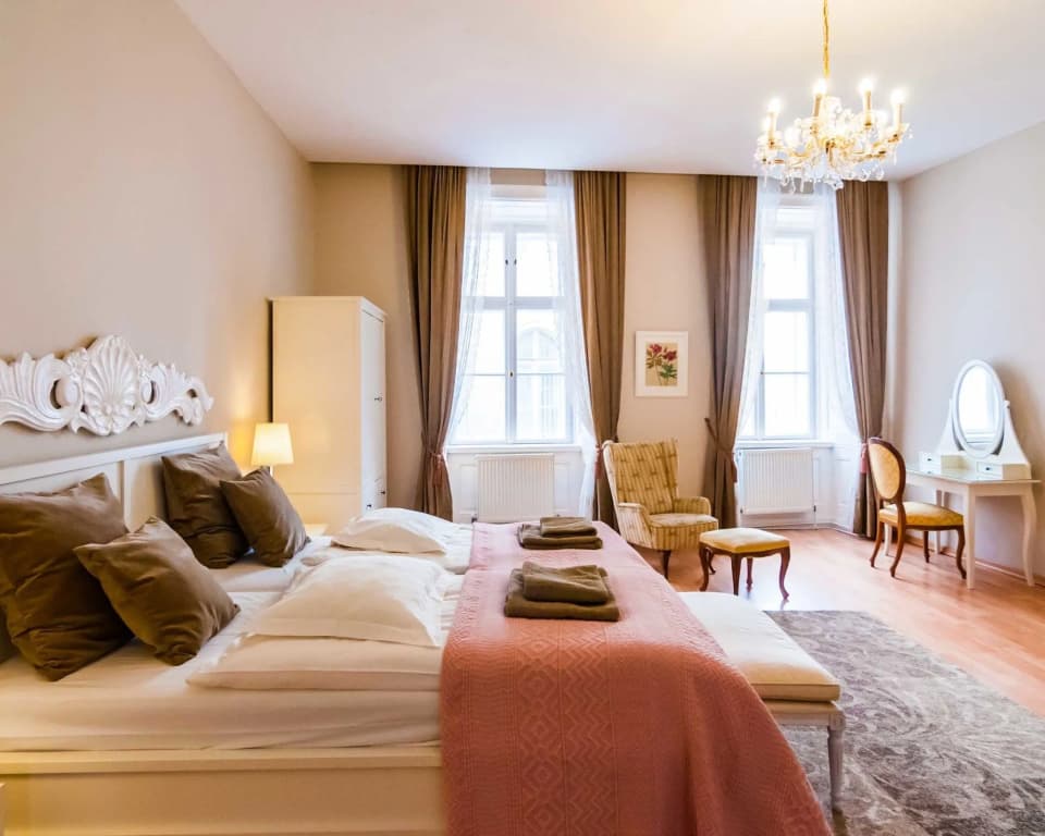 ElegantVienna Apartments - photo 2