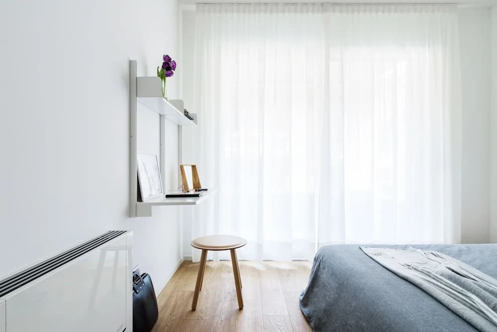JOIVY Stylish 1-Bedroom Flat - photo 12