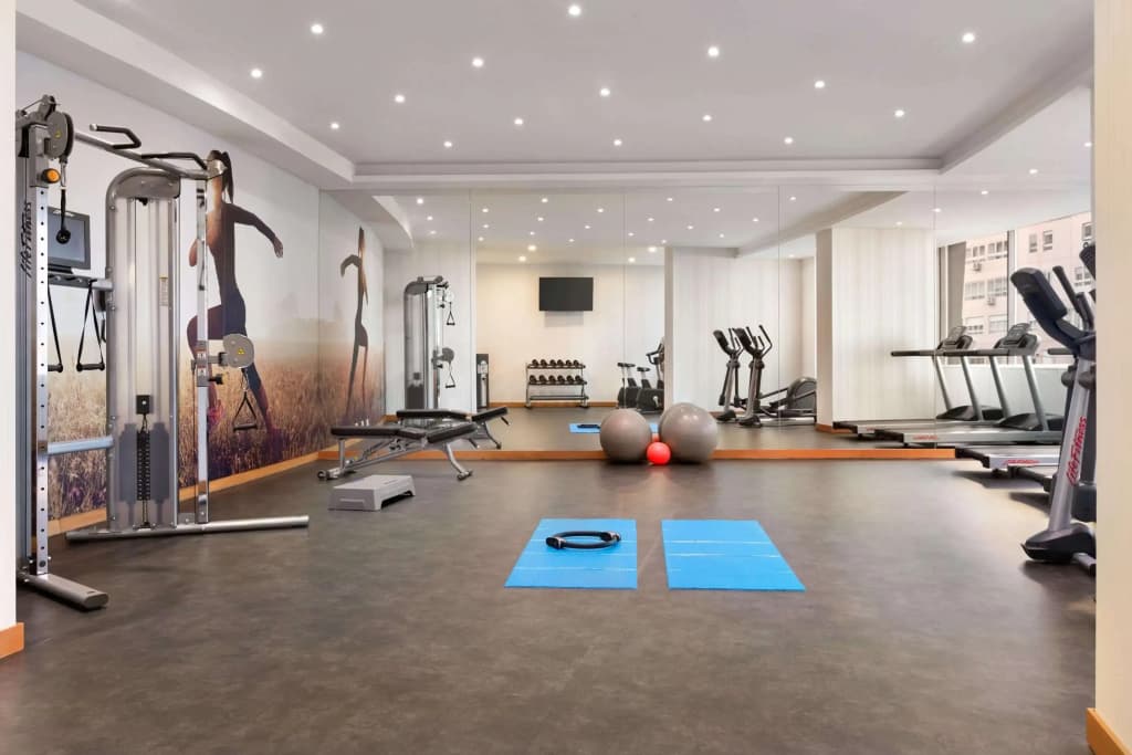 Ramada by Wyndham Lisbon - photo 17