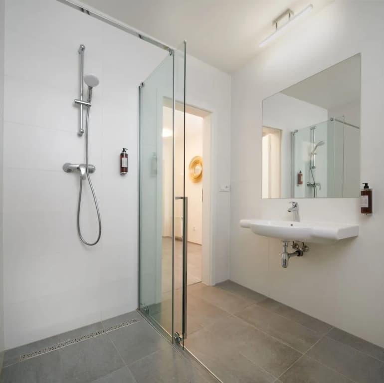 VN48 Suites by Adrez Living - photo 6