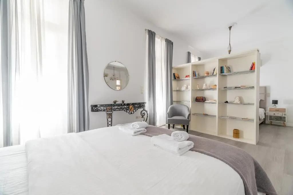 Apollonas Luxurious Apartments - photo 6