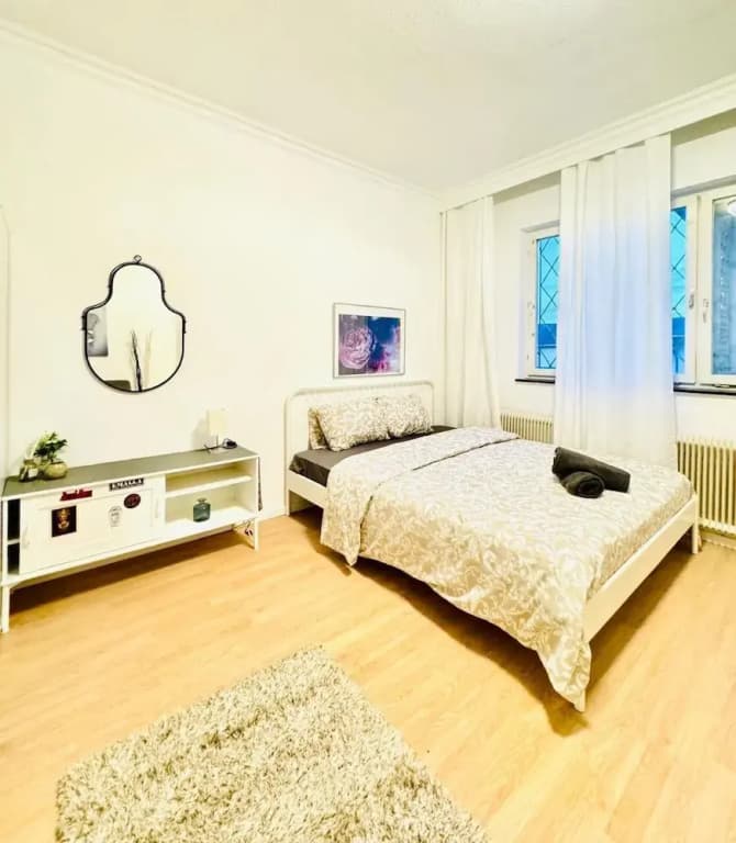 7 private Rooms in a spacious Villa - photo 2