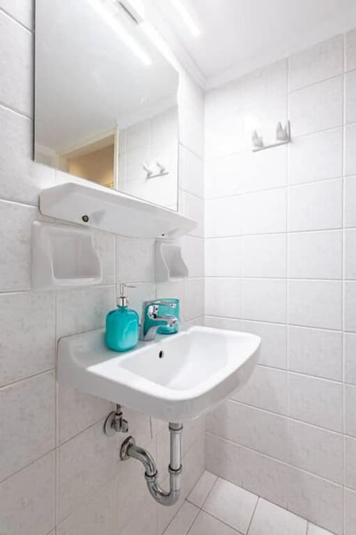 Roubnb 2 Acropolis Apt - photo 13