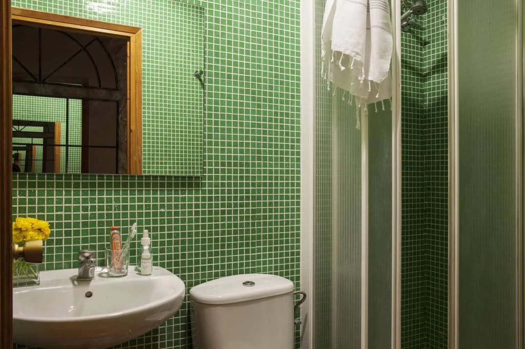 AinB Las Ramblas-Guardia Apartments - photo 8