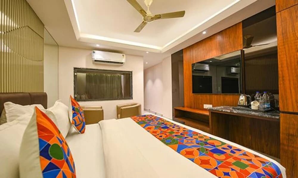 FabHotel Prime Dev Palace - photo 6