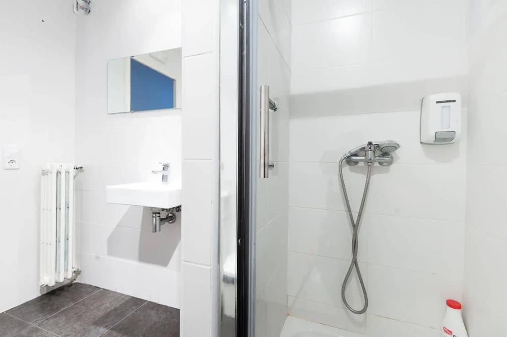 Wow Hostel Barcelona - photo 8