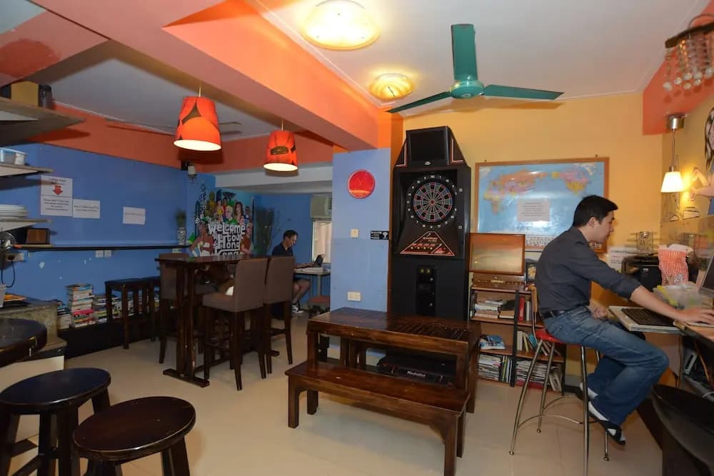 Hong Kong Inn - photo 22