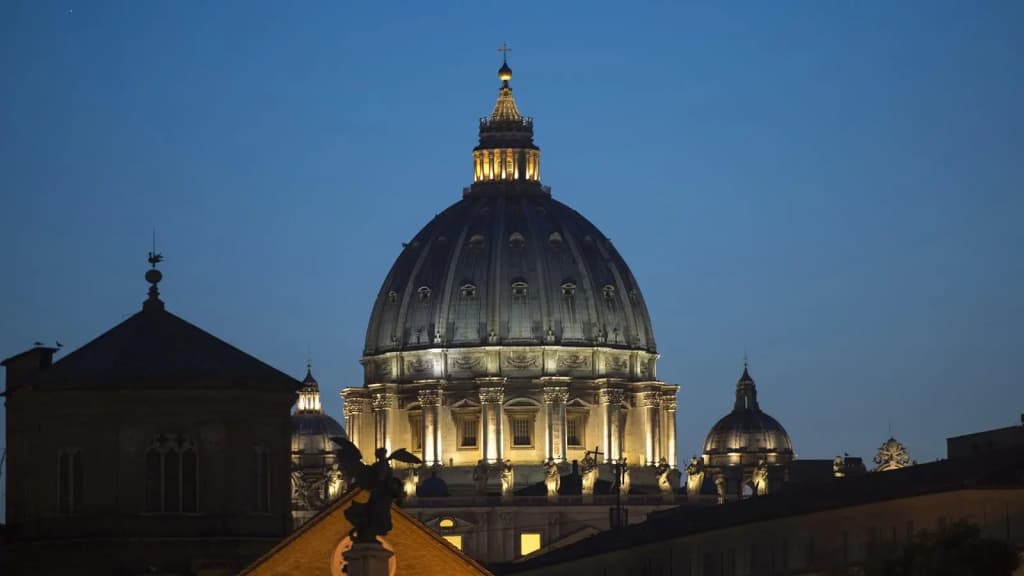 Beside the Vatican - photo 14