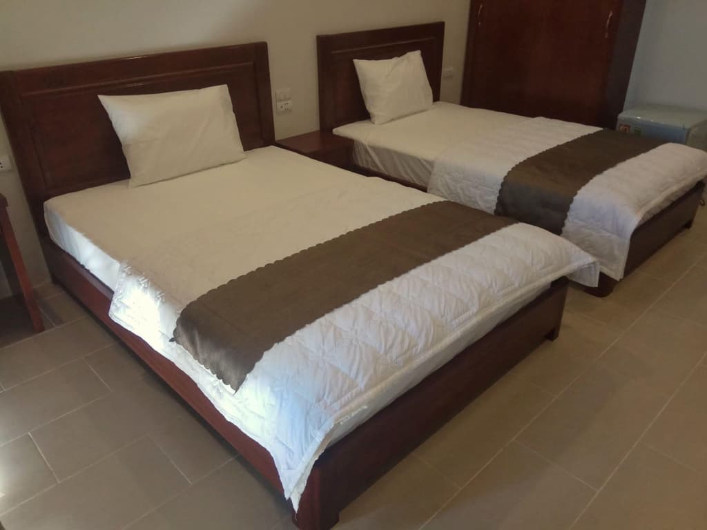 Aloha Hotel - photo 2