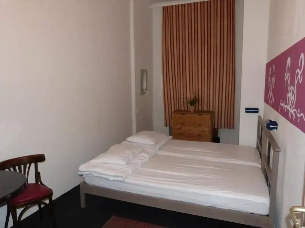 Corner Hostel - photo 3