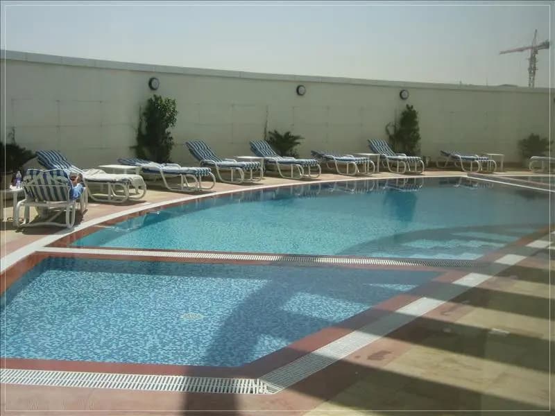 Dubai Apartments - Jumeirah Lake Towers - Goldcrest - photo 5