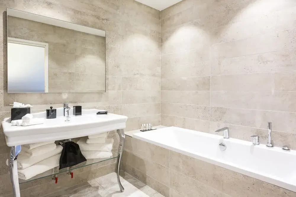 Palais Saleya Apartment & Suite - photo 8