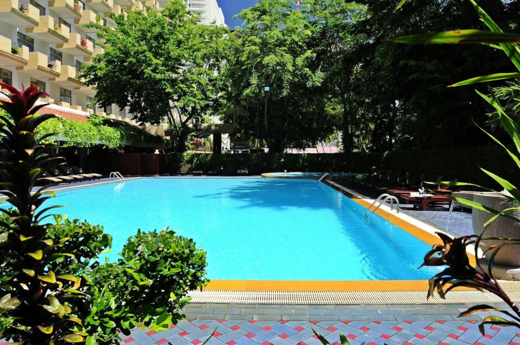 Golden Beach Hotel Pattaya - photo 12