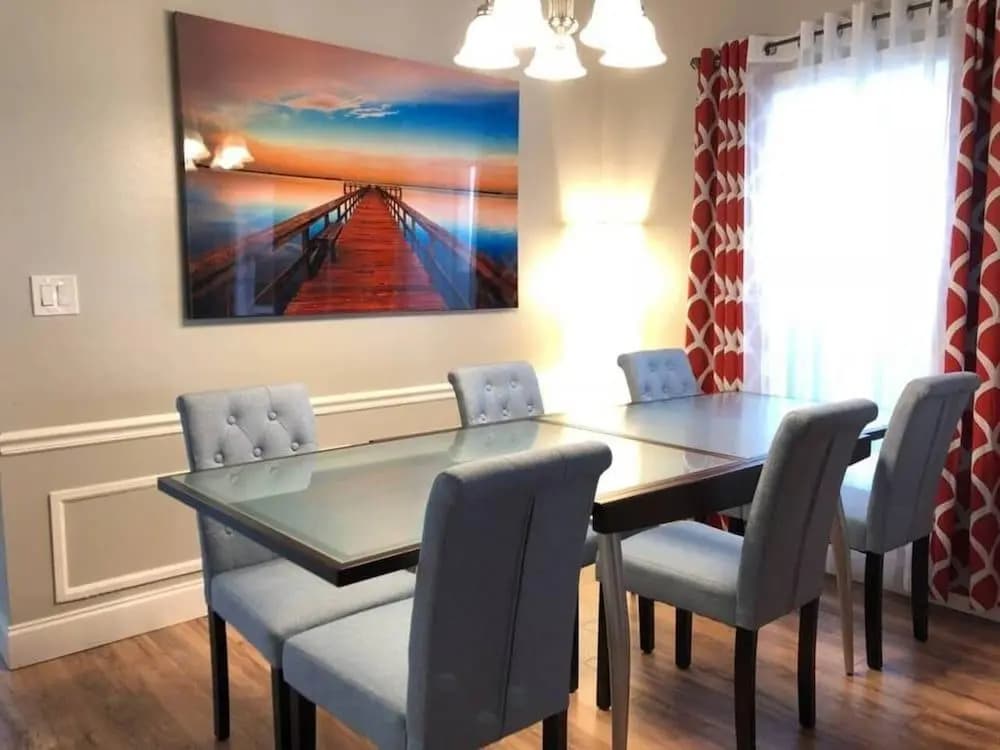 6150 Sandcrest · New! Walk to Universal. Sleep 9. Near Disney - photo 15