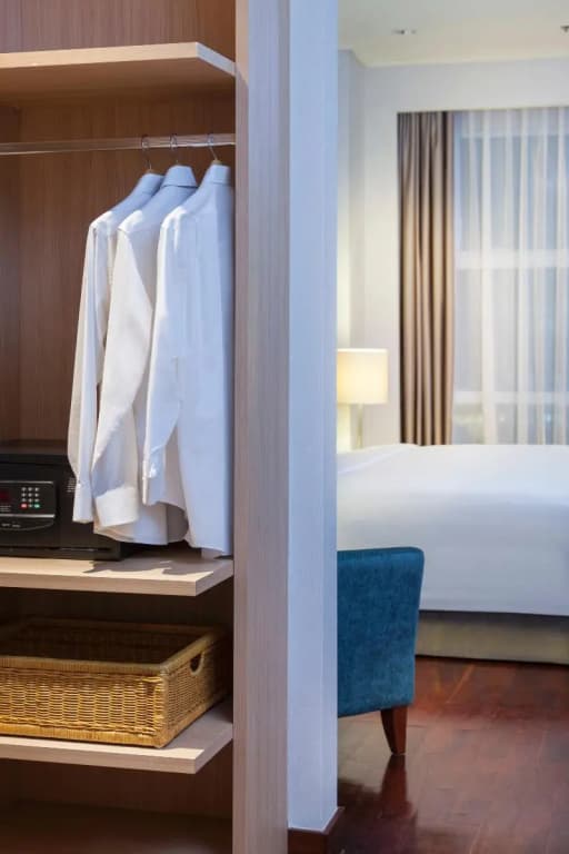 The Mayflower, Jakarta - Marriott Executive Apt - photo 5