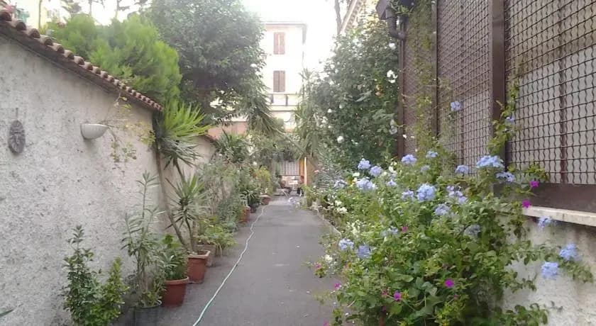 Carlottas House - photo 8
