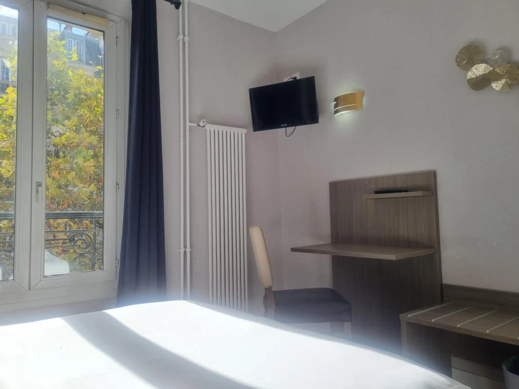 Eiffel Kensington Hotel - photo 18
