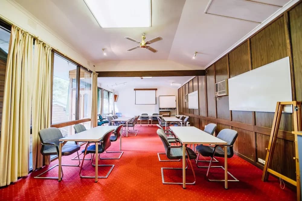 Warburton Lodge - photo 12