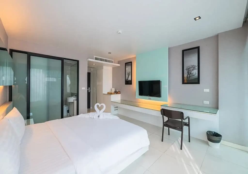 Serenotel Pattaya Beach Front - photo 49