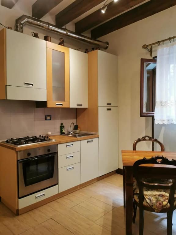 Canal View Studio Flat - photo 11