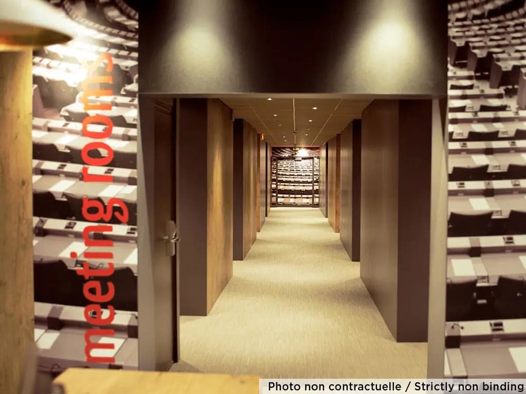 ibis Abu Dhabi Gate - photo 15