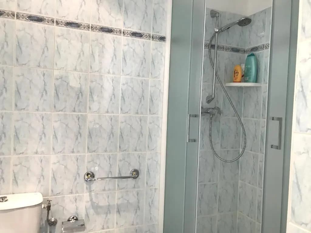 BH - 4 PEOPLE - Flat close to railway station and sea - photo 5