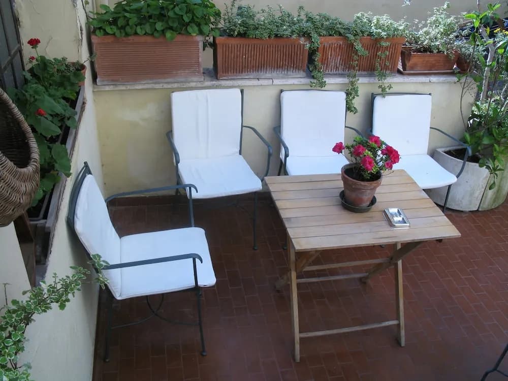 Crescienzo 2 Bedrooms - main photo