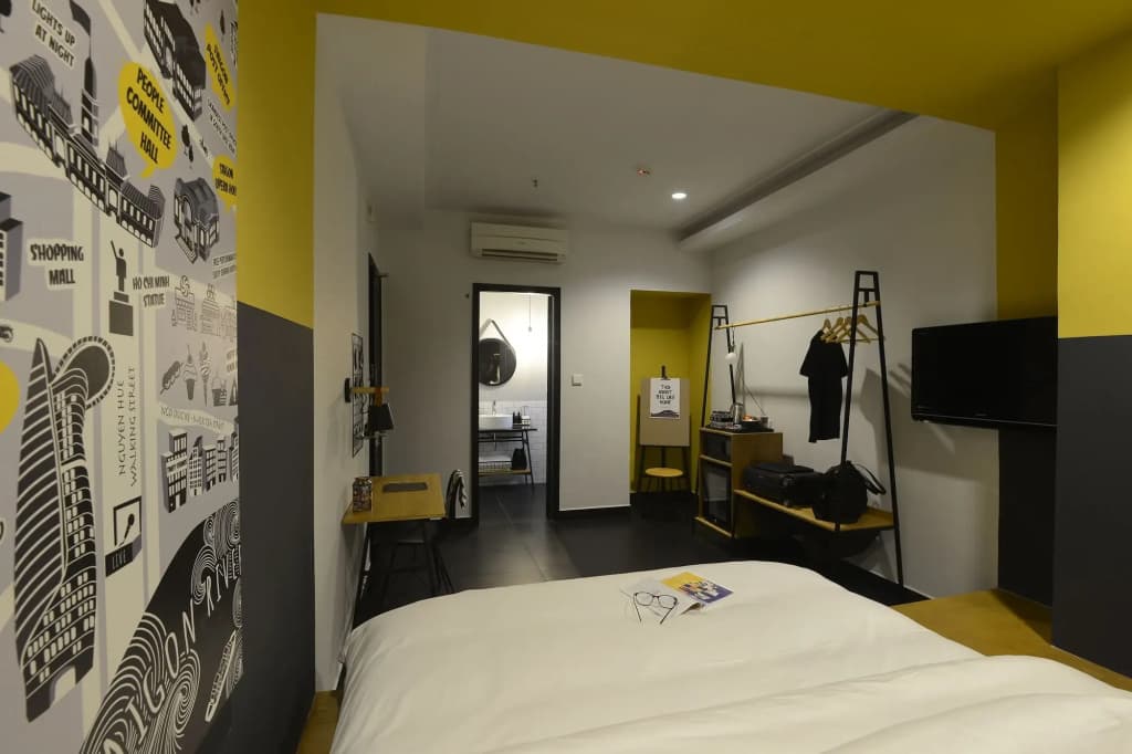 The Hammock Hotel Fine Arts Museum - photo 2
