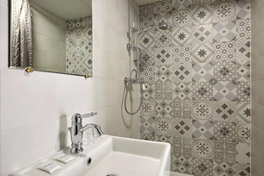 Hotel Grand Coeur Latin - photo 9