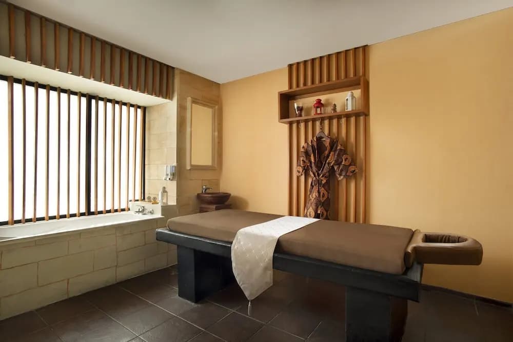 Hotel Ciputra Jakarta - photo 17