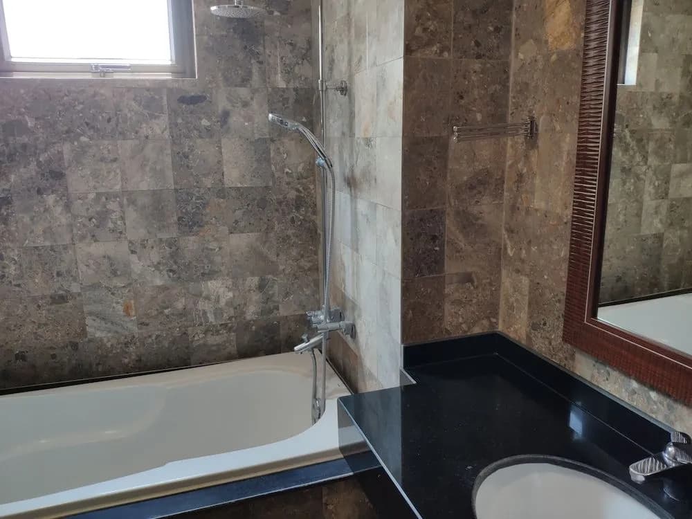 Himeji Serviced Apartments - photo 9