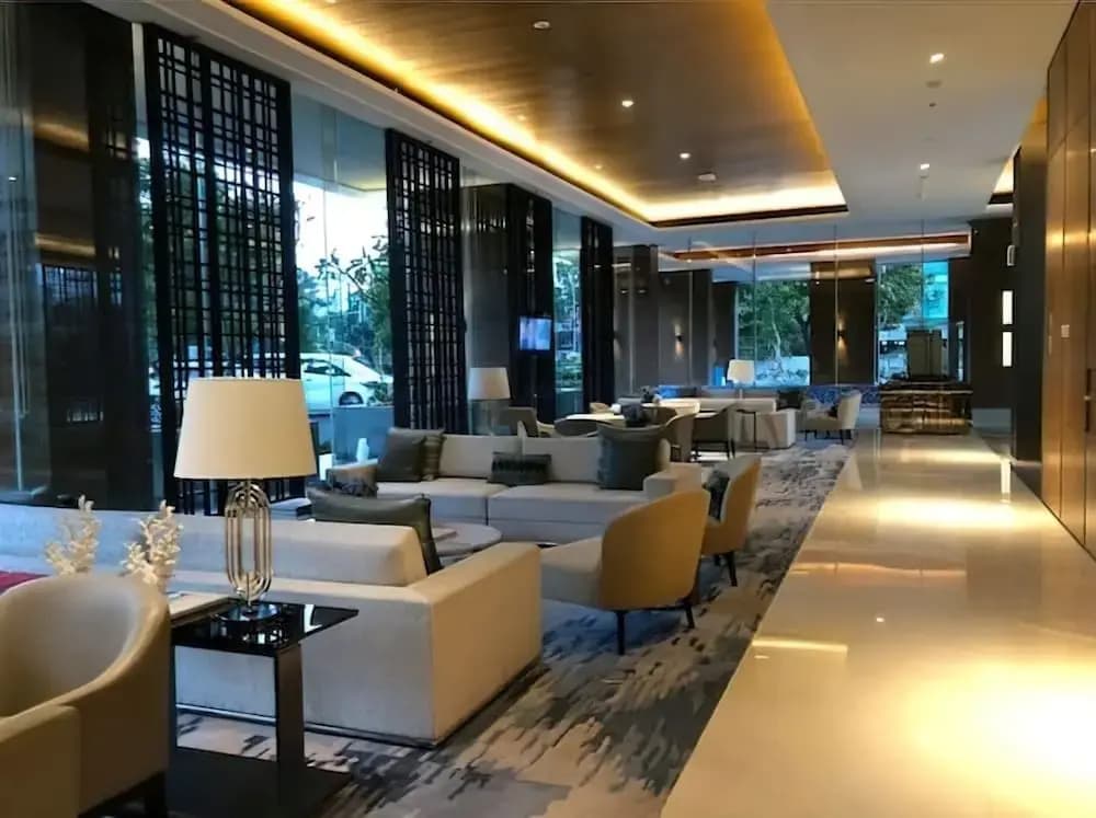 Capitol Prism Sky Suites - photo 20